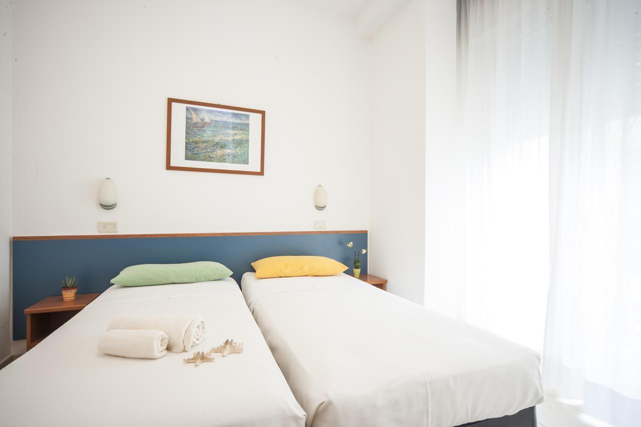 Hotel Taormina ริชโชเน ภายนอก รูปภาพ