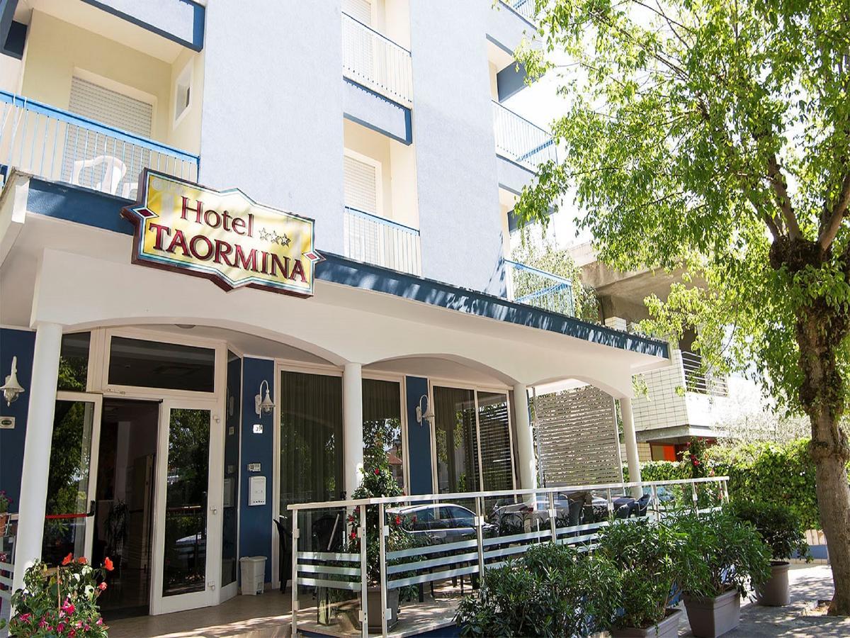 Hotel Taormina ริชโชเน ภายนอก รูปภาพ